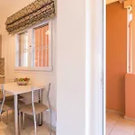 Bella De Lux Apts